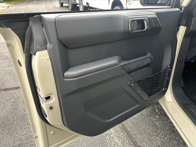 new 2025 Ford Bronco car, priced at $46,924