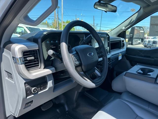 new 2025 Ford F-250 car, priced at $50,693
