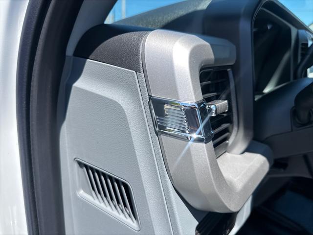 new 2025 Ford F-250 car, priced at $52,193