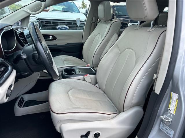 used 2017 Chrysler Pacifica car, priced at $15,995