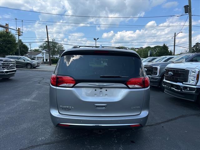 used 2017 Chrysler Pacifica car, priced at $15,995