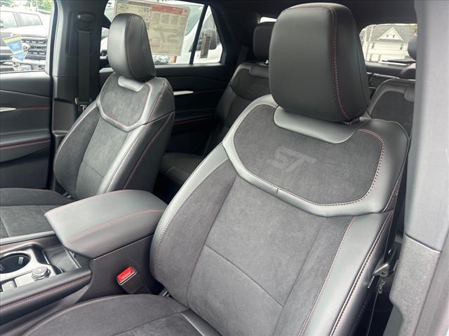 new 2025 Ford Explorer car, priced at $59,319
