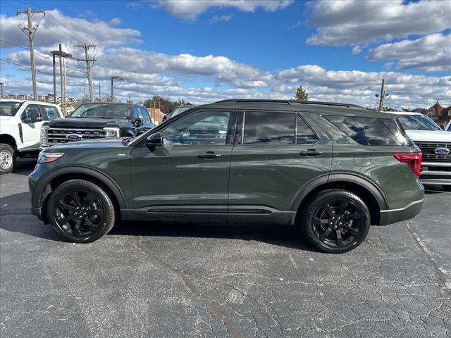used 2022 Ford Explorer car, priced at $34,995