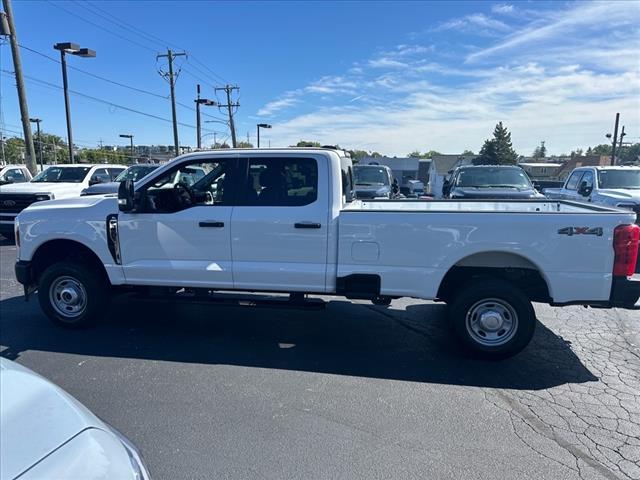 new 2024 Ford F-350 car, priced at $54,560