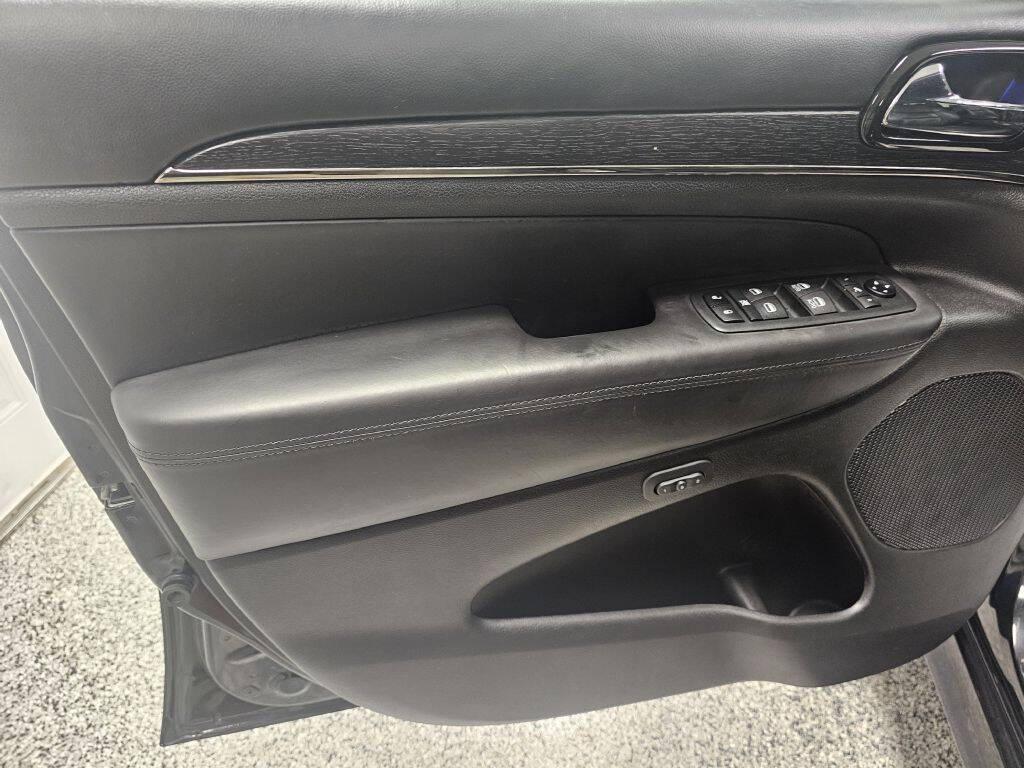used 2020 Jeep Grand Cherokee car, priced at $25,995