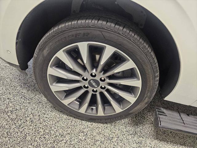 used 2020 Lincoln Navigator car, priced at $29,995