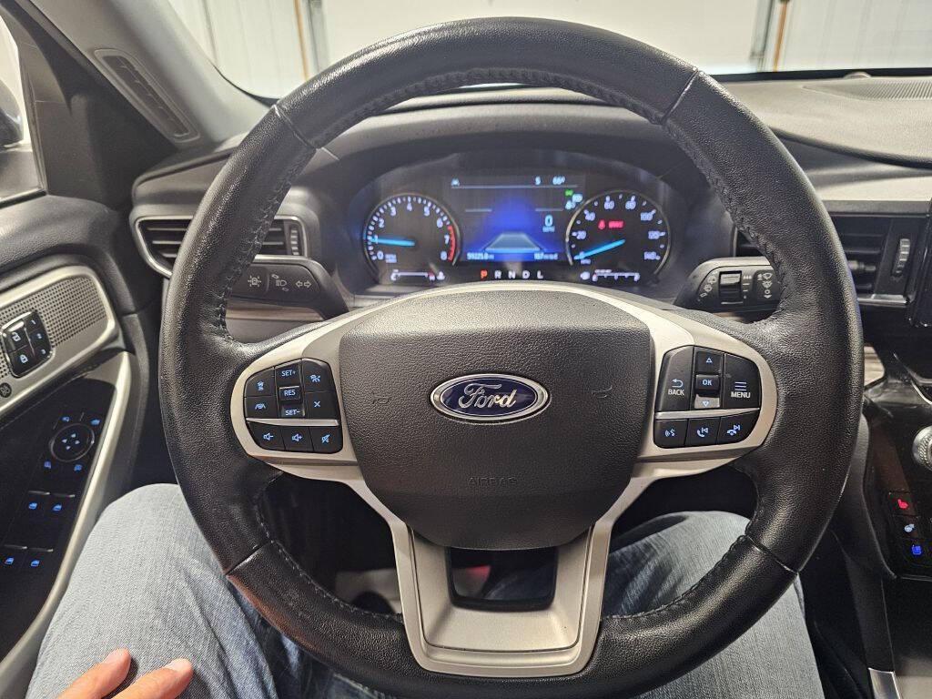 used 2022 Ford Explorer car, priced at $29,995