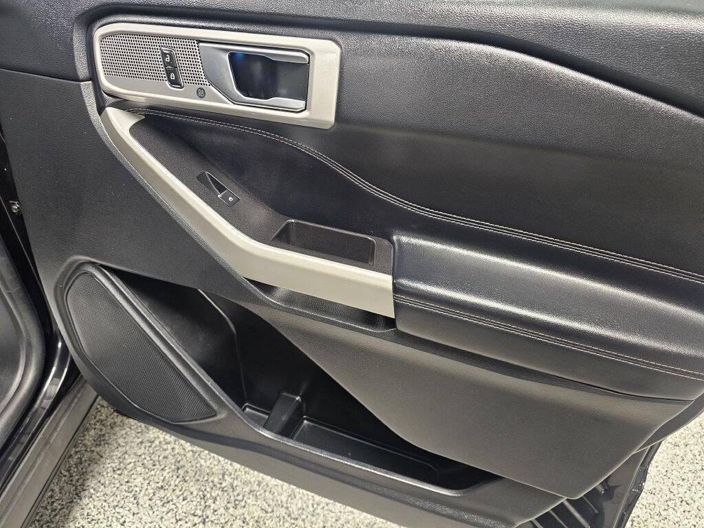used 2022 Ford Explorer car, priced at $29,995