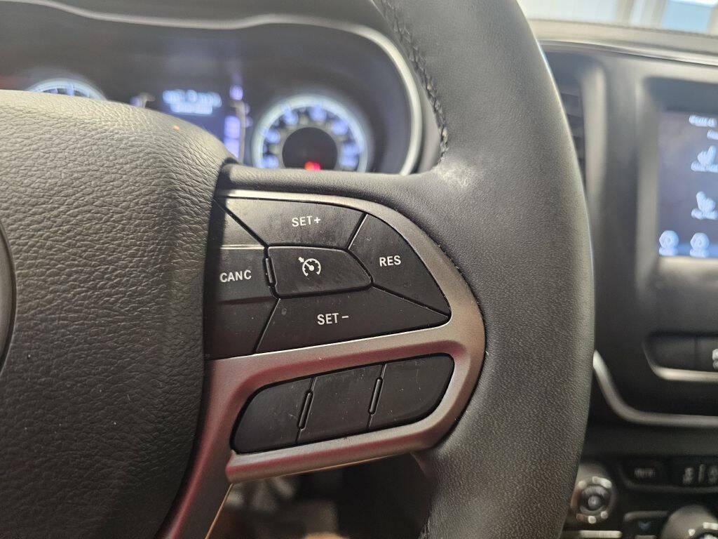 used 2021 Jeep Cherokee car, priced at $16,995