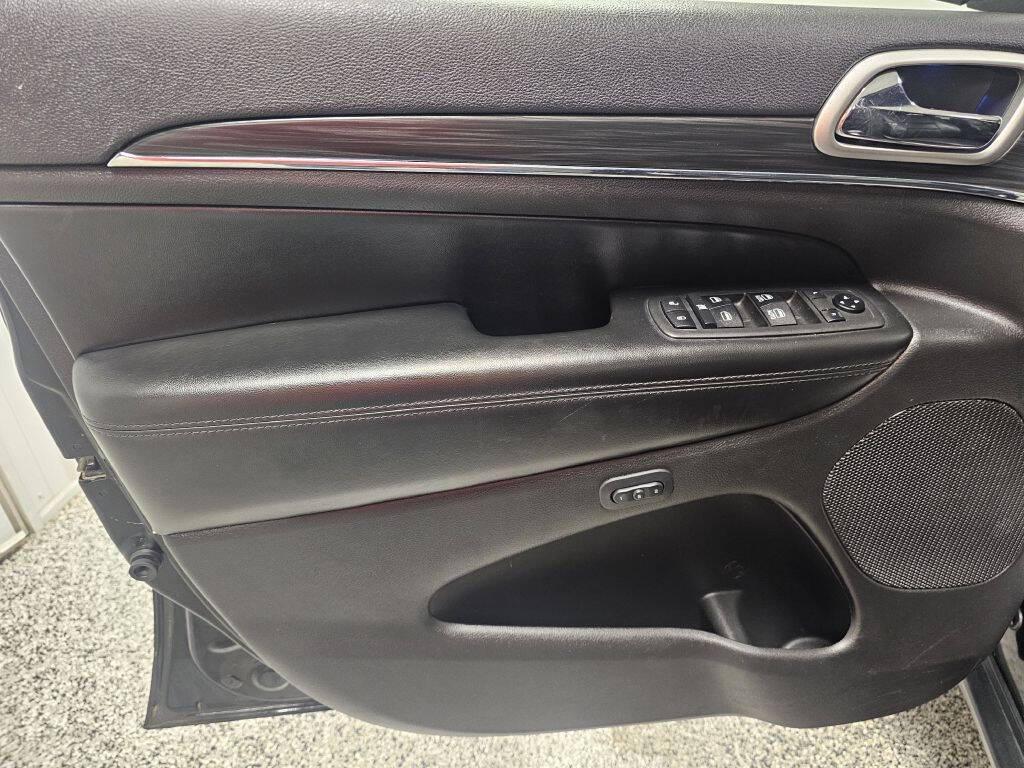 used 2019 Jeep Grand Cherokee car, priced at $19,995