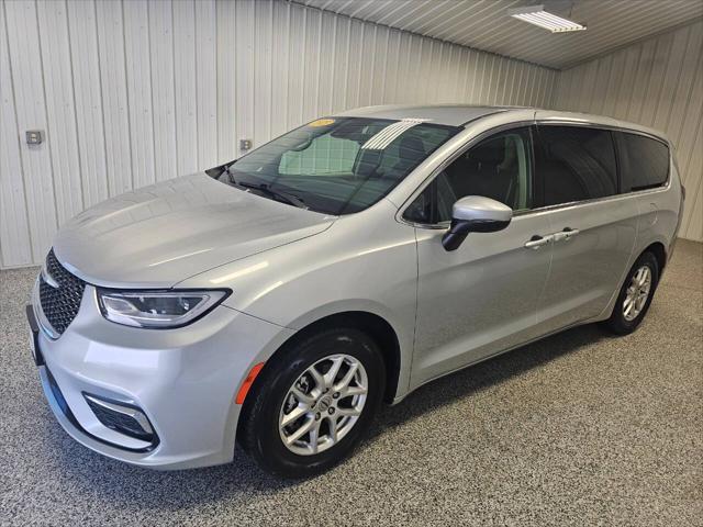 used 2023 Chrysler Pacifica car, priced at $23,995