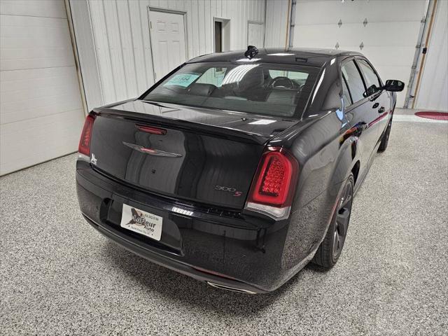 used 2022 Chrysler 300 car, priced at $25,995