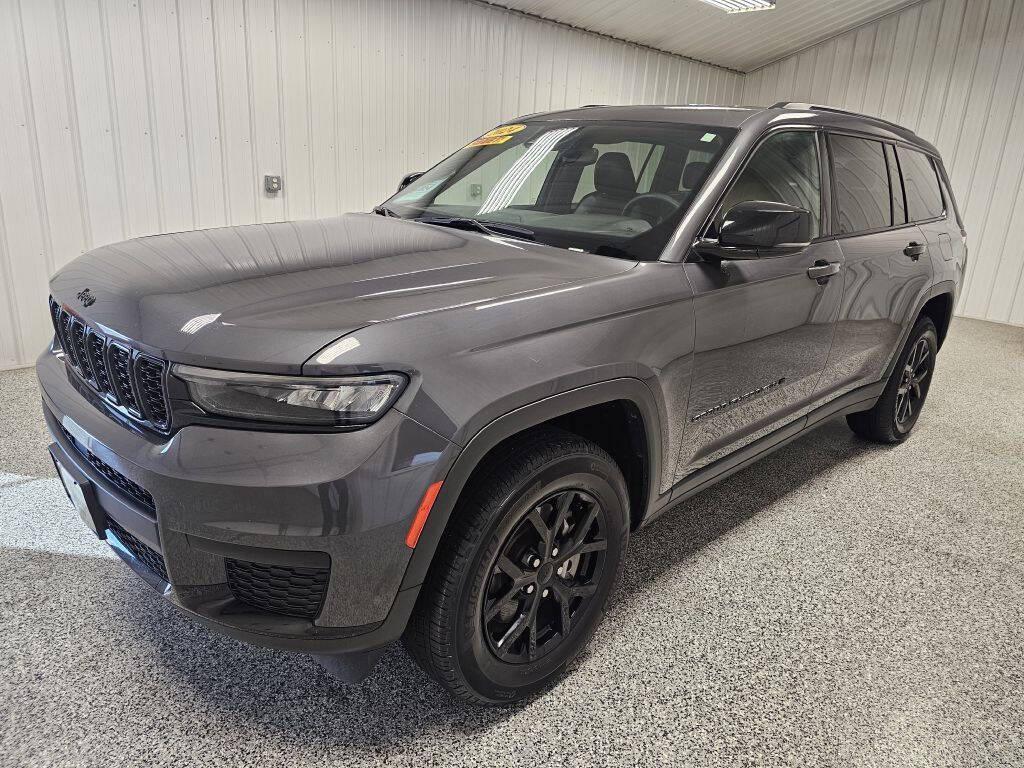 used 2024 Jeep Grand Cherokee L car, priced at $26,995