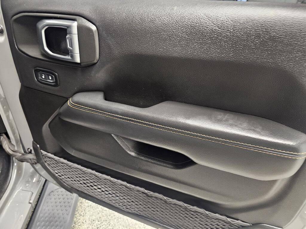 used 2023 Jeep Gladiator car, priced at $36,995