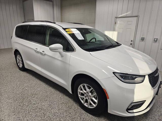 used 2022 Chrysler Pacifica car, priced at $21,995