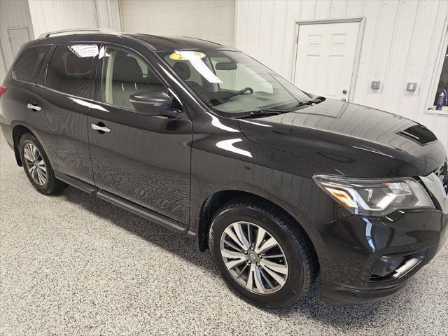 used 2020 Nissan Pathfinder car, priced at $16,995