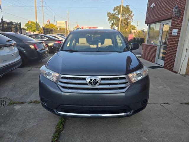 used 2012 Toyota Highlander car, priced at $11,500