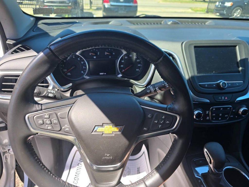 used 2022 Chevrolet Equinox car, priced at $18,995