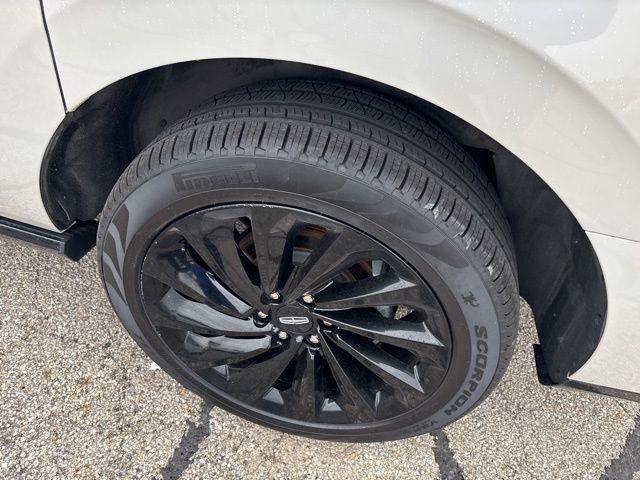 used 2020 Lincoln Navigator car, priced at $43,900