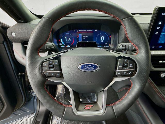 used 2025 Ford Explorer car, priced at $53,900