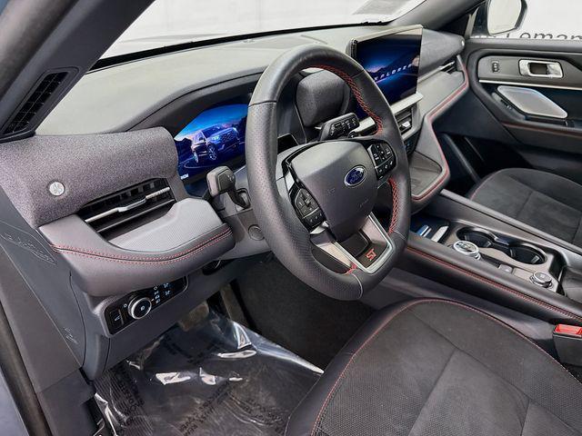 used 2025 Ford Explorer car, priced at $53,900