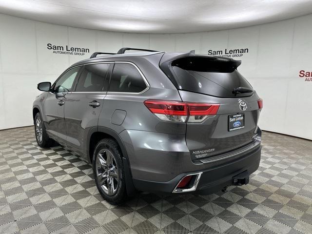 used 2018 Toyota Highlander car, priced at $26,565