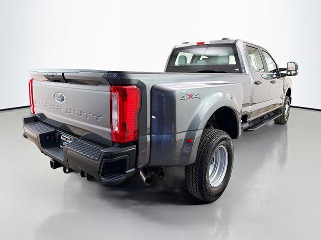 new 2025 Ford F-350 car, priced at $65,095