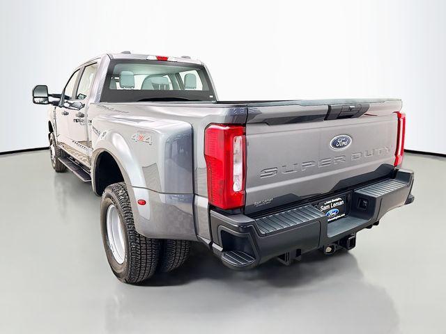 new 2025 Ford F-350 car, priced at $65,095