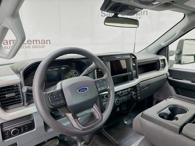 new 2025 Ford F-350 car, priced at $65,095