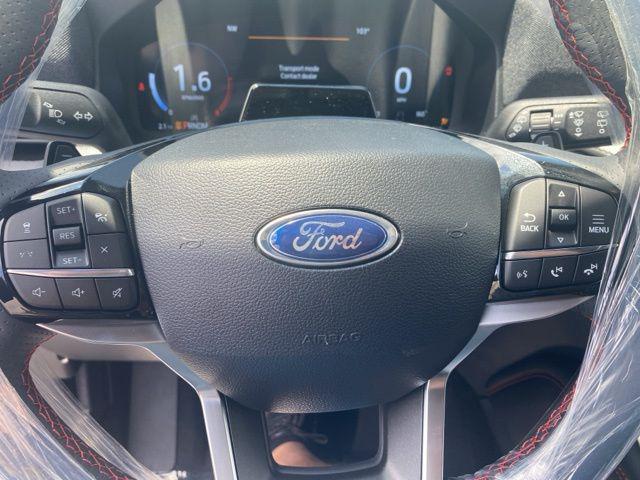 new 2025 Ford Explorer car, priced at $61,860