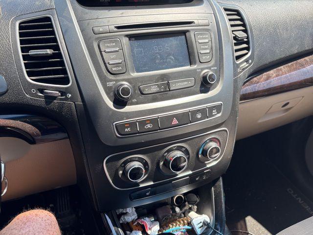 used 2014 Kia Sorento car