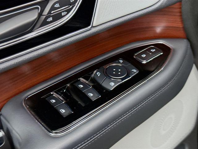 used 2023 Lincoln Navigator car, priced at $61,900