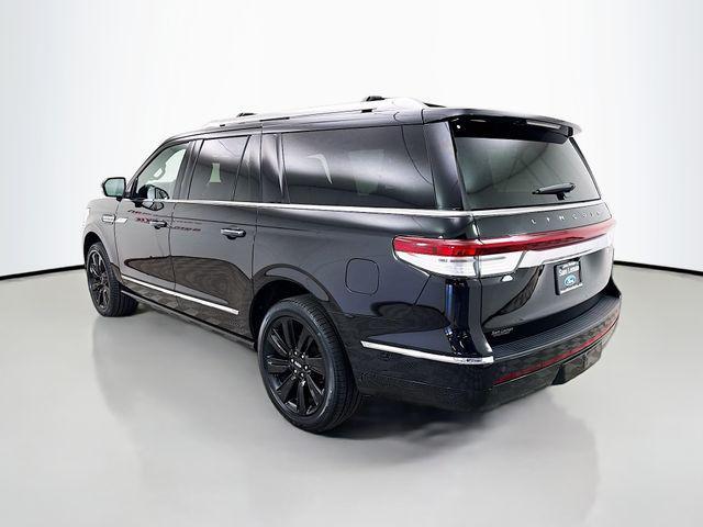 used 2023 Lincoln Navigator car, priced at $61,900