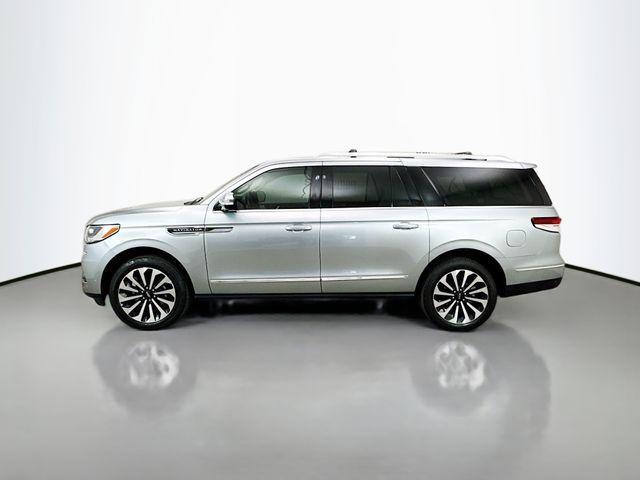 used 2024 Lincoln Navigator car, priced at $79,900