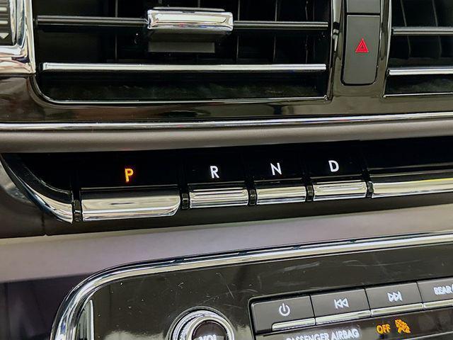 used 2024 Lincoln Navigator car, priced at $79,900