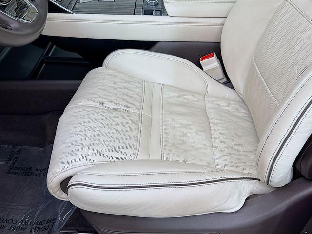used 2024 Lincoln Navigator car, priced at $79,900