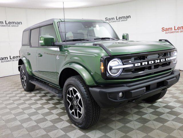 new 2024 Ford Bronco car, priced at $49,945