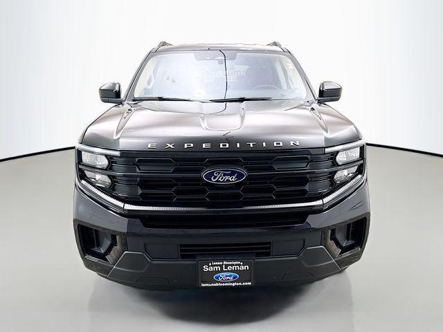 new 2025 Ford Expedition car, priced at $65,995