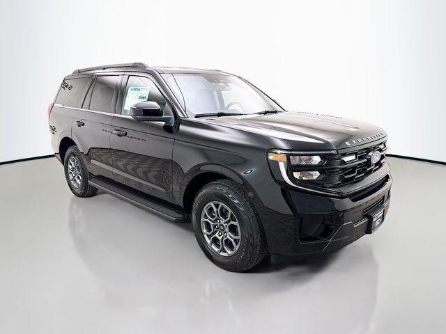 new 2025 Ford Expedition car, priced at $65,995