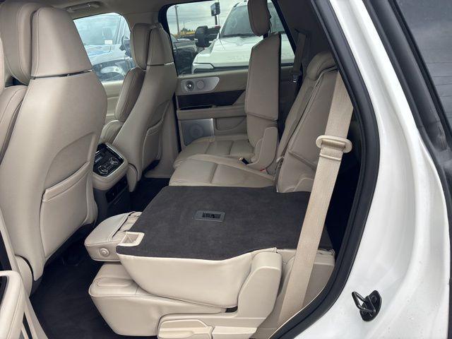 used 2019 Lincoln Navigator car, priced at $39,000