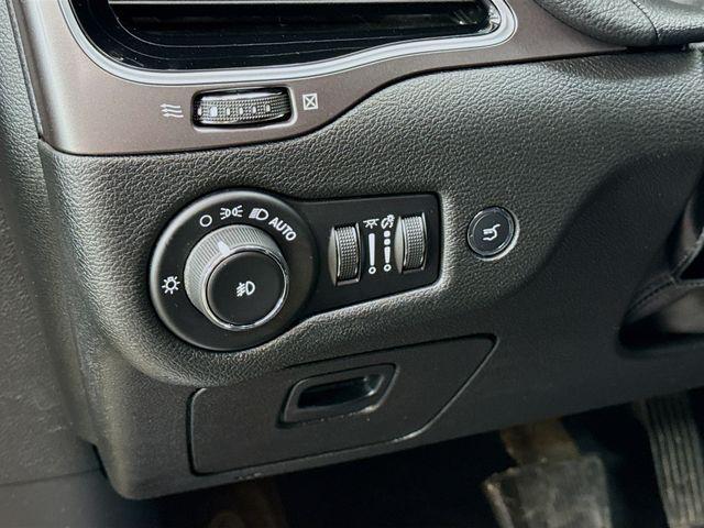 used 2019 Jeep Cherokee car, priced at $14,490