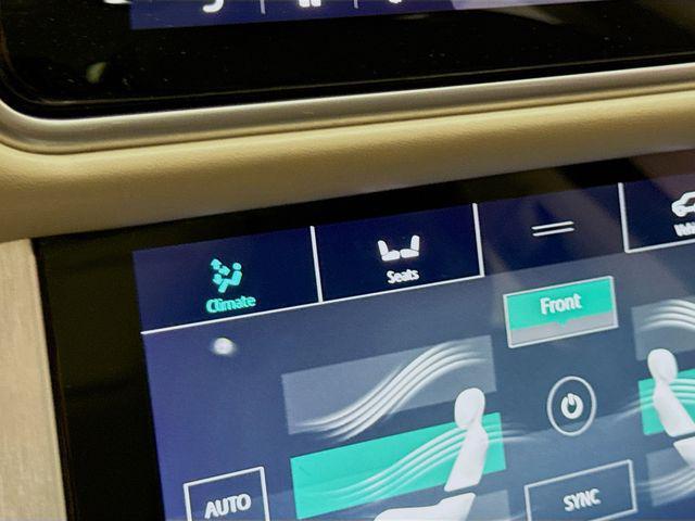 used 2020 Land Rover Range Rover car, priced at $35,865