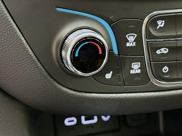 used 2022 Chevrolet Equinox car, priced at $20,900