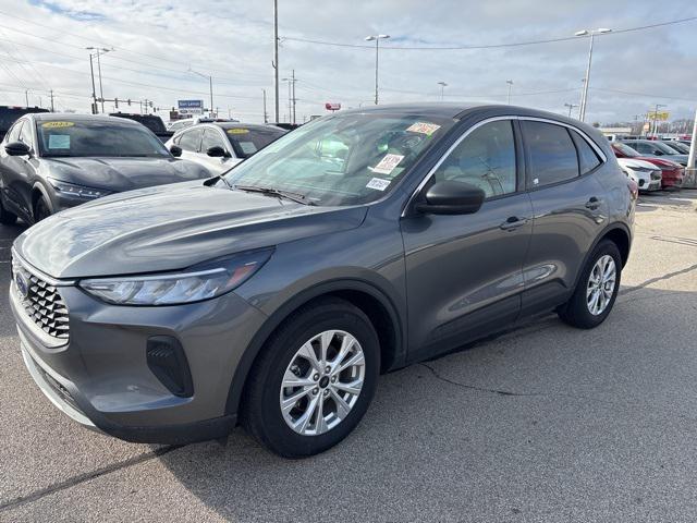 used 2023 Ford Escape car, priced at $20,900