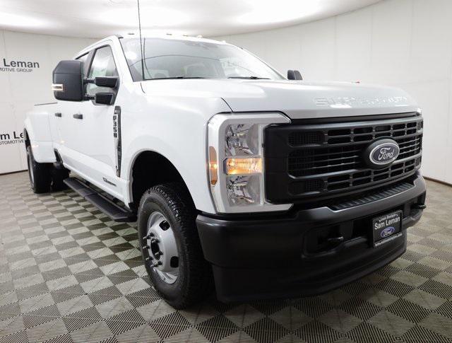 new 2025 Ford F-350 car, priced at $68,530