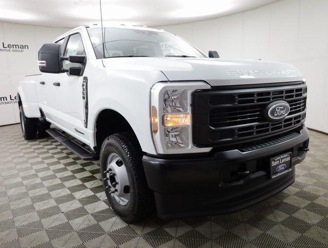 new 2025 Ford F-350 car, priced at $66,530