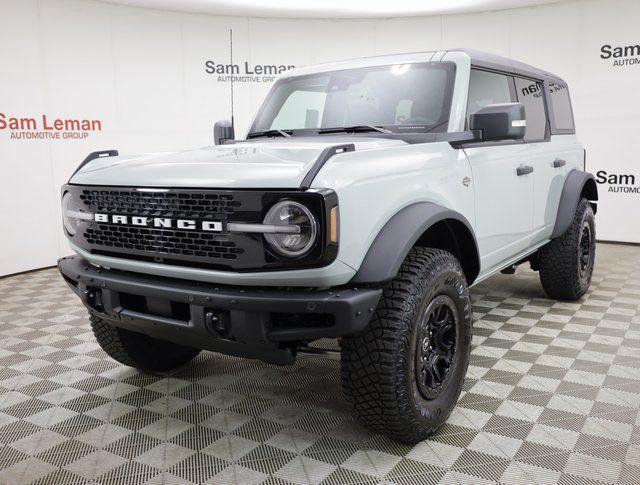 new 2024 Ford Bronco car, priced at $61,075