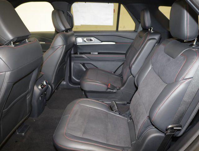 new 2025 Ford Explorer car, priced at $56,290