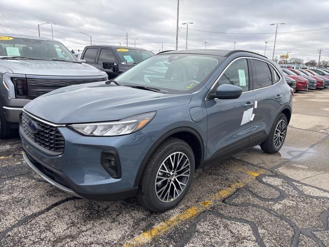 new 2025 Ford Escape car, priced at $40,985