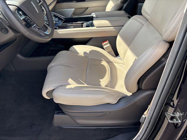 used 2024 Lincoln Navigator car, priced at $82,990